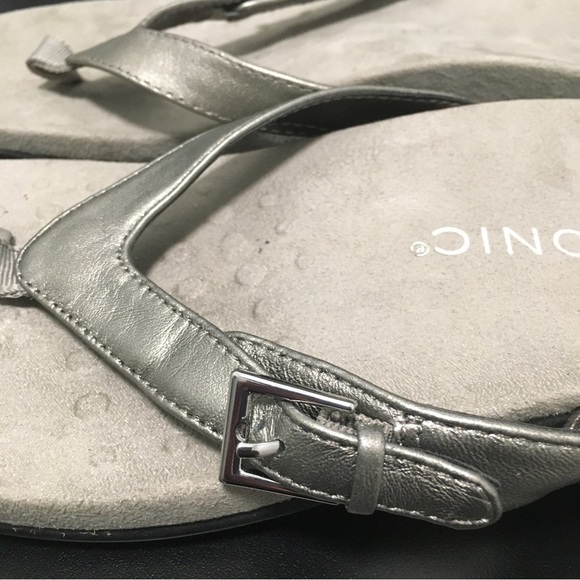 COPY - Vionic Sandals Size 11 - Picture 6 of 6